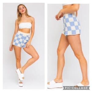 Le Lis Collection Jessie Powder Blue Ceckered Knit Shorts Size Large